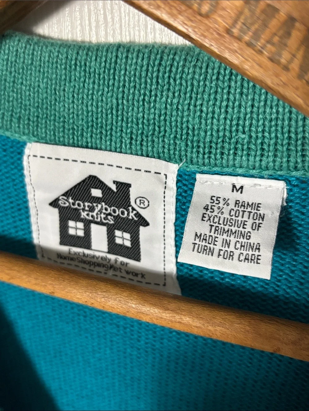 STORYBOOK Knit Teal Embroidered Crane V-Neck Cardigan with Floral Trim Size M